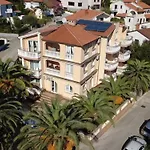 Canaria 2 By Interhome