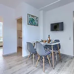 Canaria 2 By Interhome Apartament Pula
