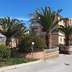Canaria 2 By Interhome * Pula