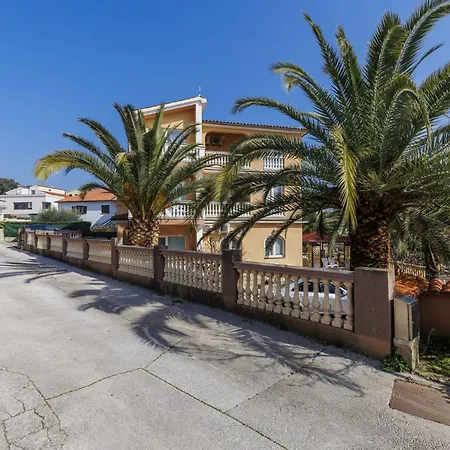 Canaria 2 By Interhome Apartment Pula