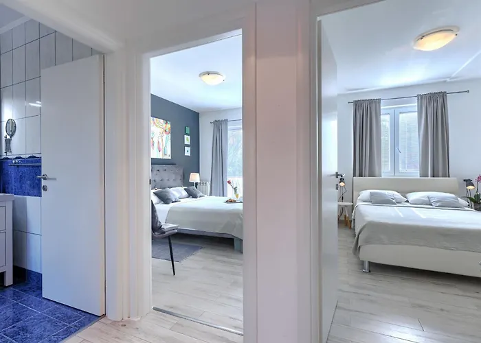 Canaria 2 By Interhome Appartamento Pola