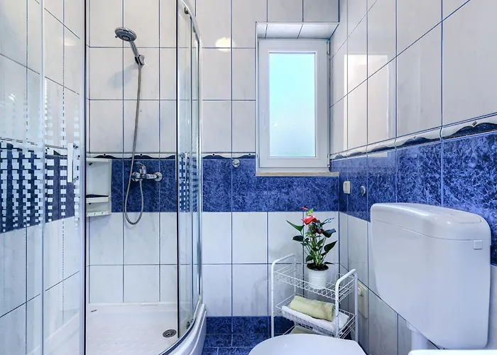 Appartamento Canaria 2 By Interhome Pola